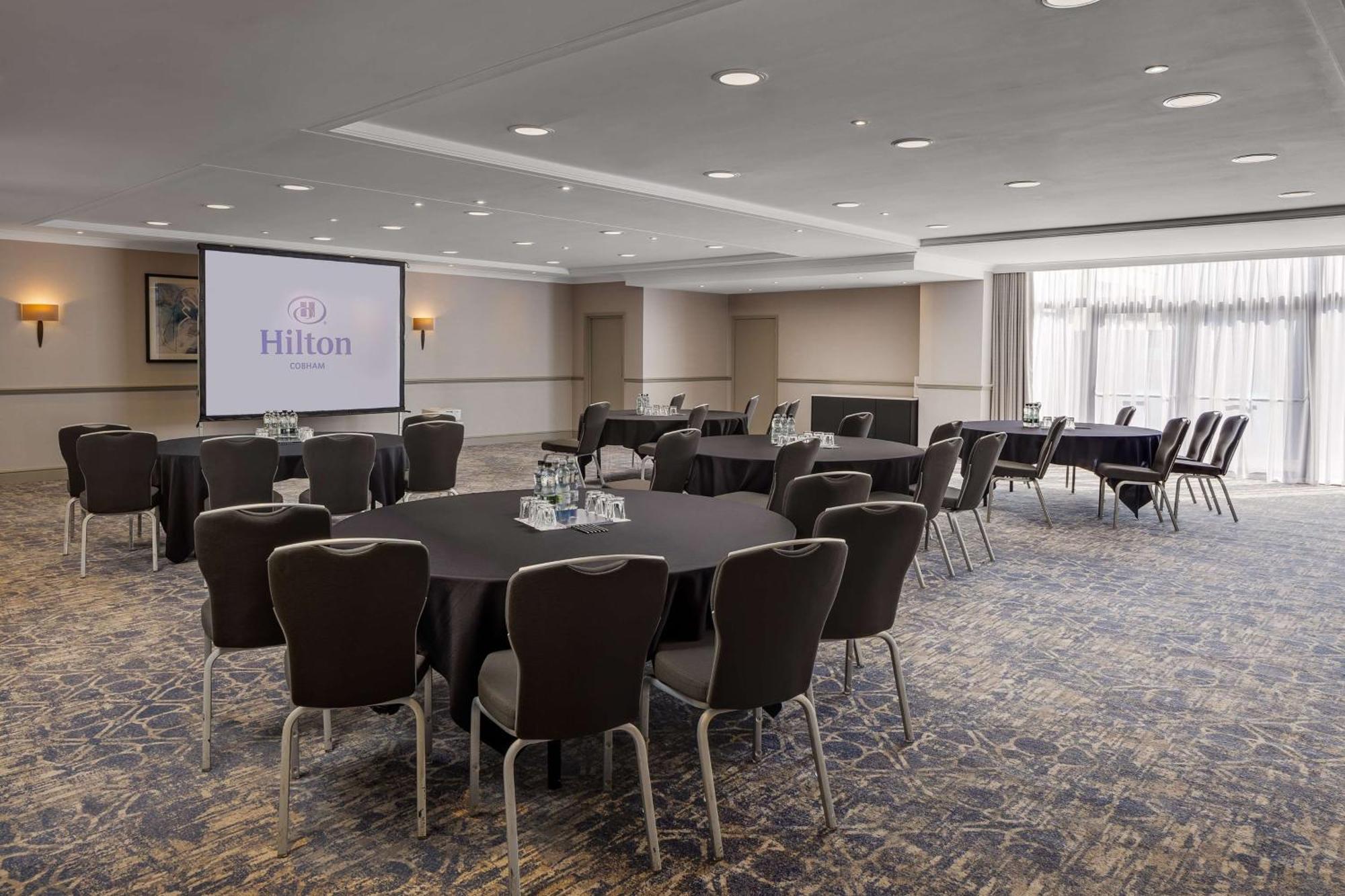 Hilton Cobham Hotel Cobham  Exterior photo