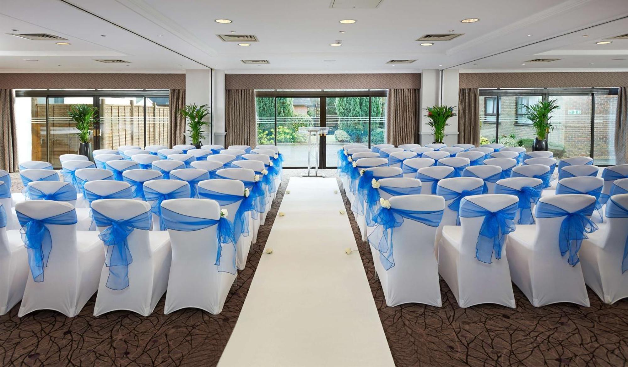 Hilton Cobham Hotel Cobham  Exterior photo